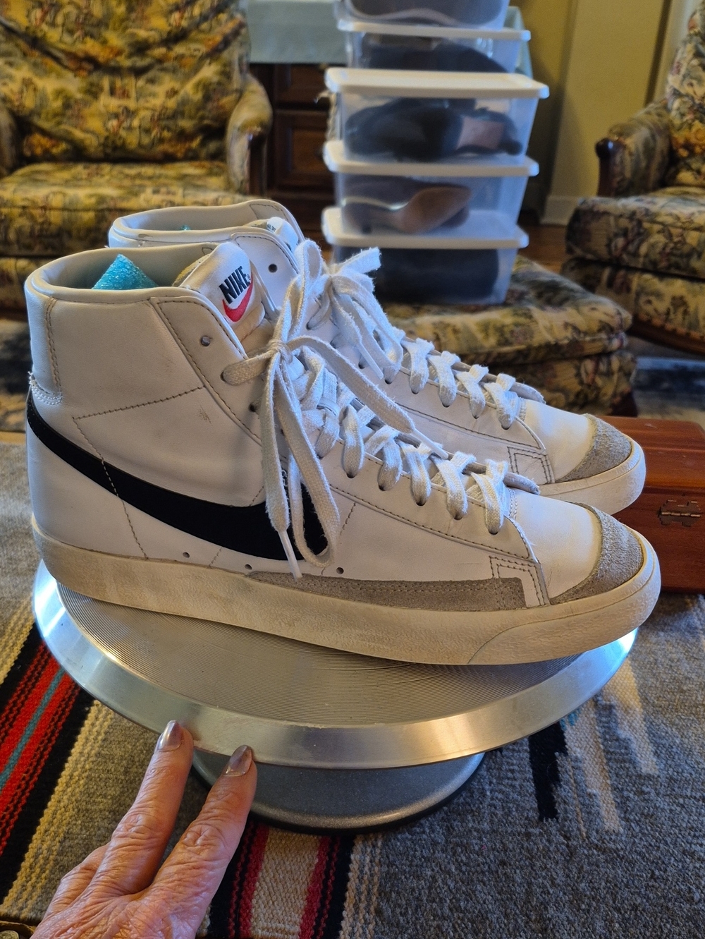 Nike "Blazer"High Top Leather Basketball Shoes. Womens Sz.10. Retro (#1073Sh)